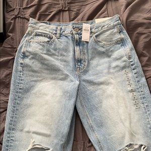American Eagle mom jeans